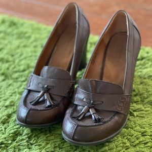 G.H. Bass & Co. Chunky Heel Loafer - GUC, 9M